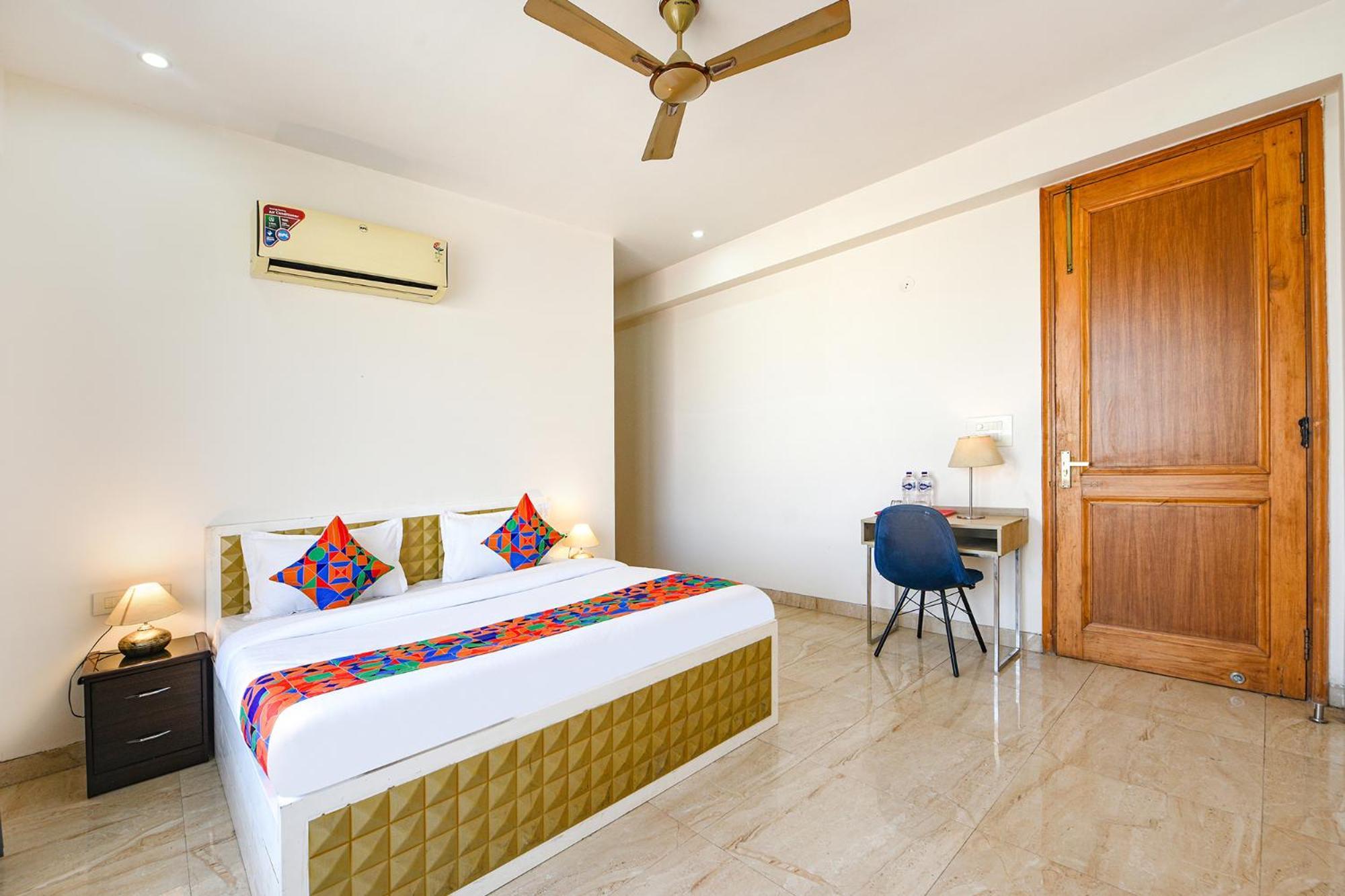 Fabhotel Ar Suites Gurgaon Exterior foto