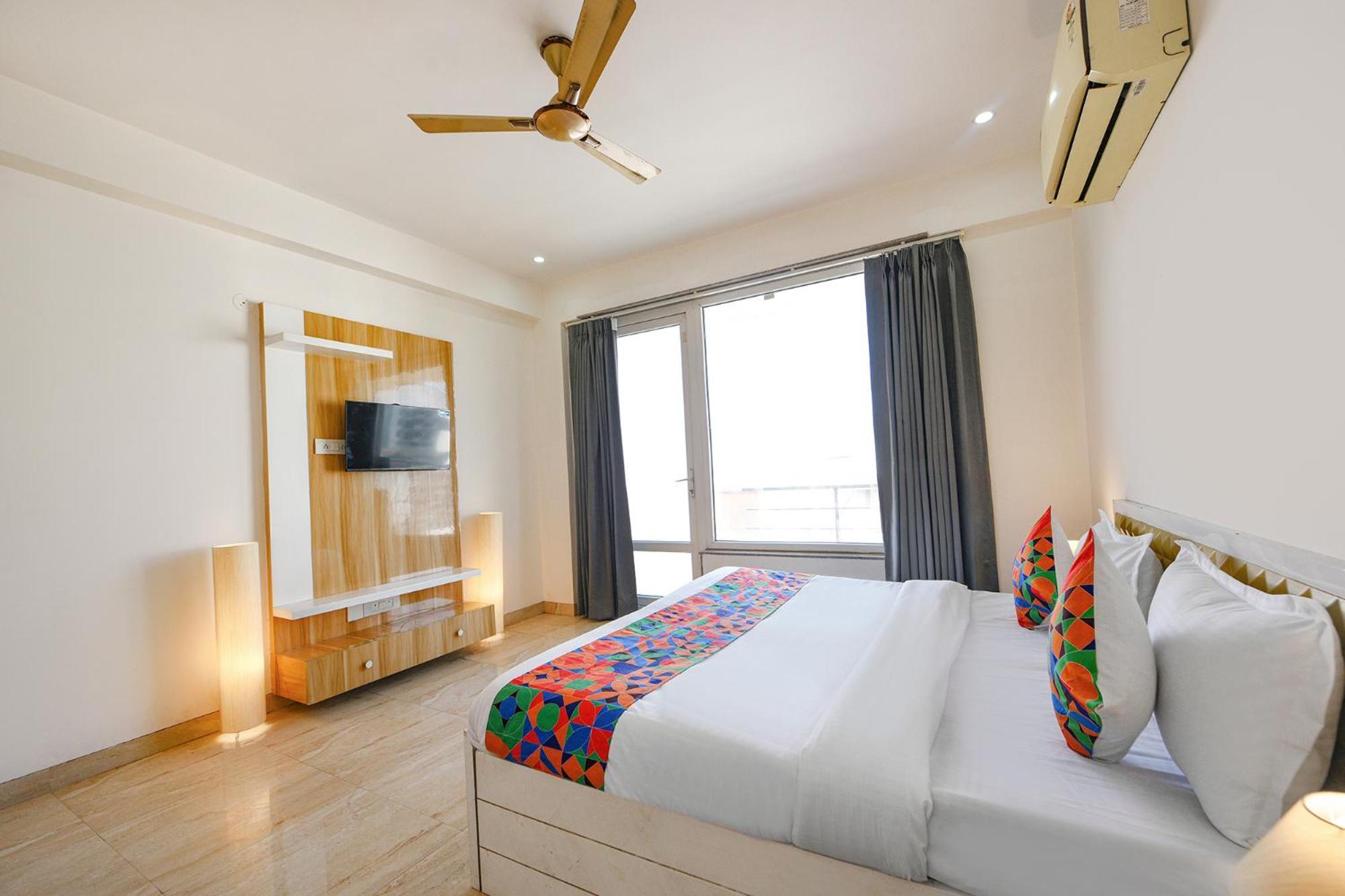 Fabhotel Ar Suites Gurgaon Exterior foto